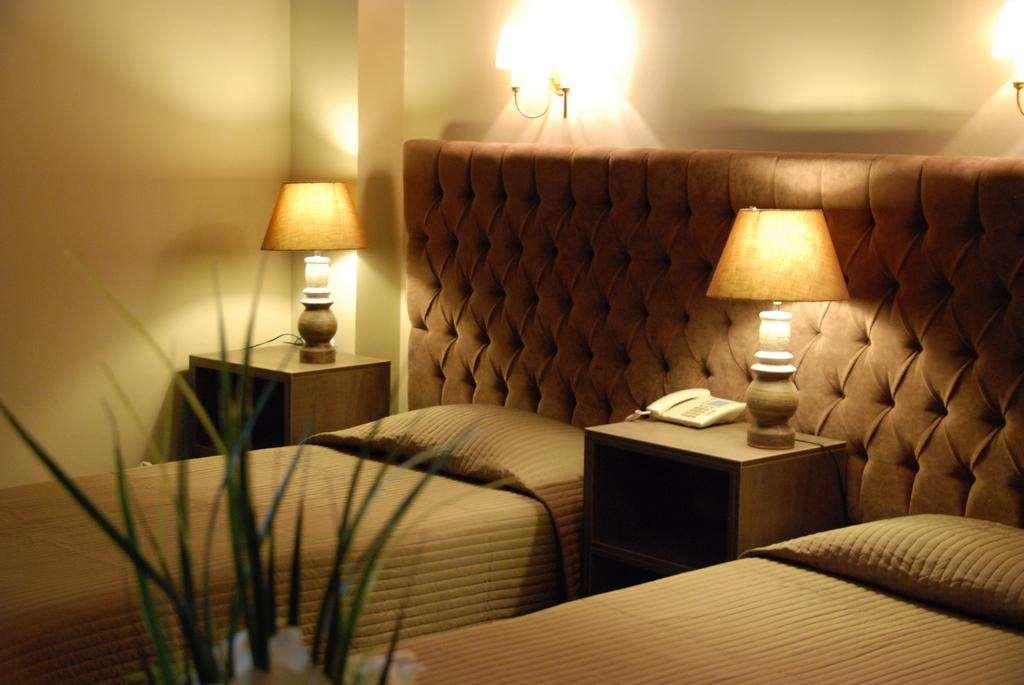 Hotel Doro City Tiran Oda fotoğraf